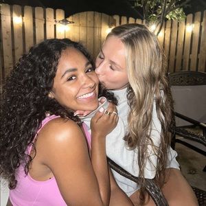 Meet your Posher, Asia